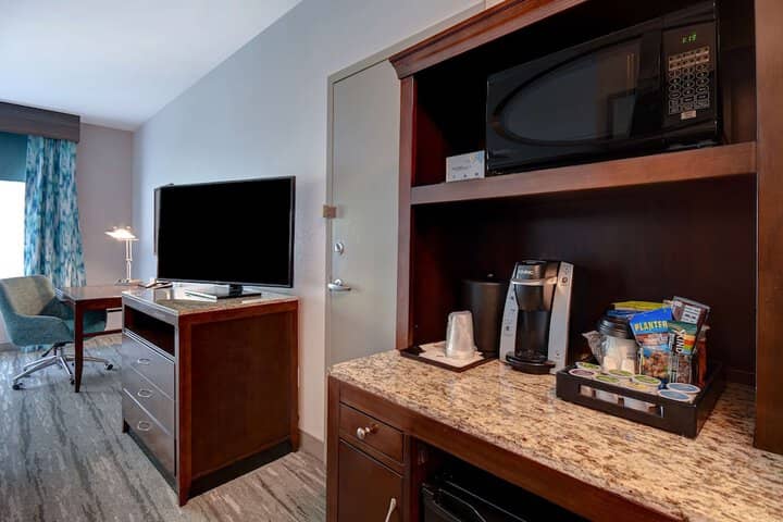 Room 16 of 49