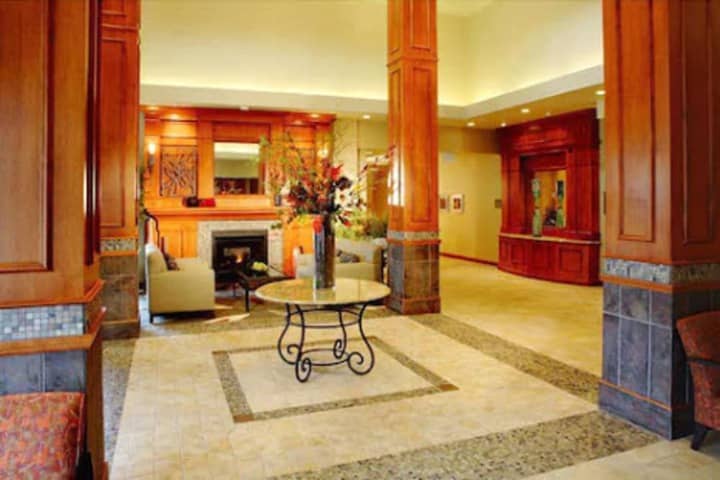 Hotel Interior 6 of 49
