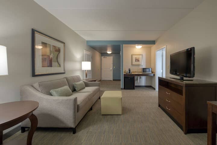 Room 34 of 82
