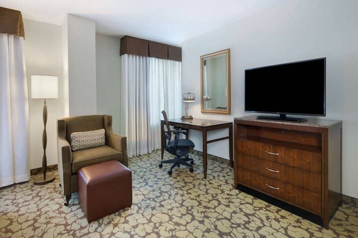 Room 8 of 50