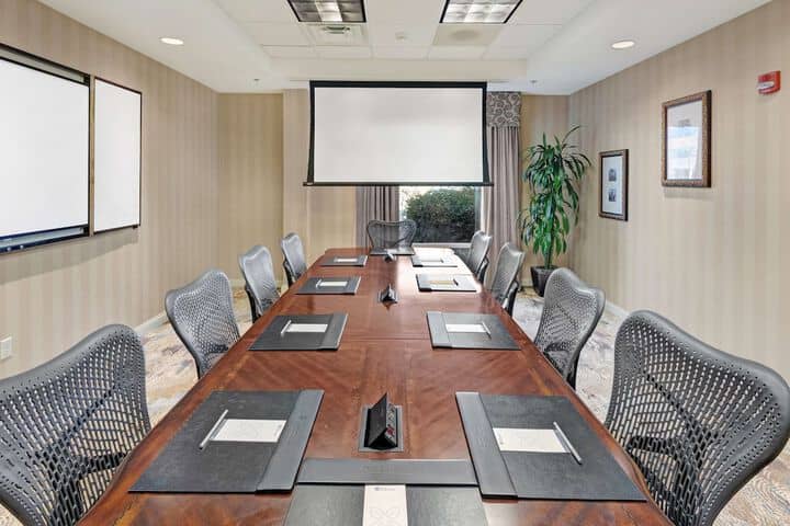 Meeting facility