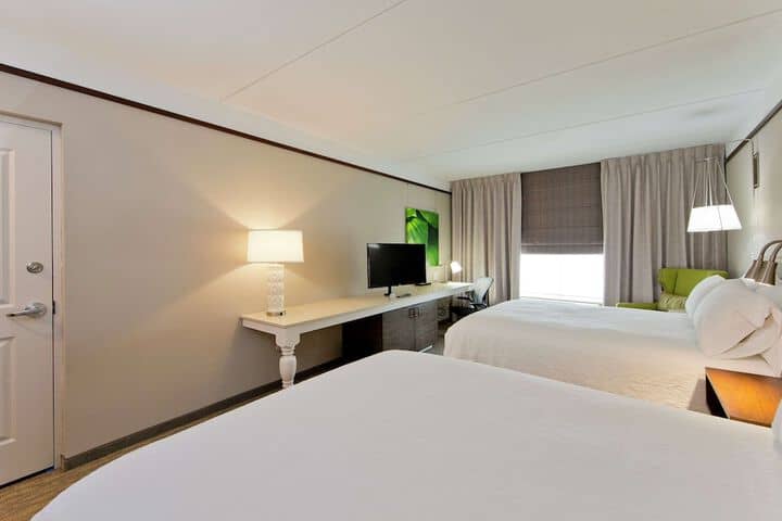 Room 15 of 68