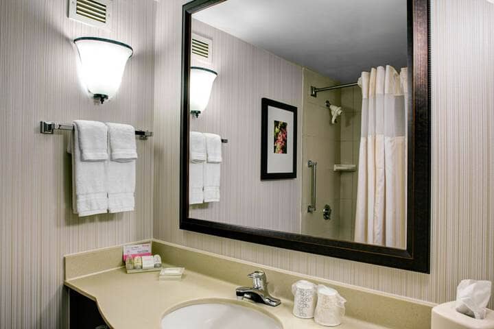 Room 17 of 50