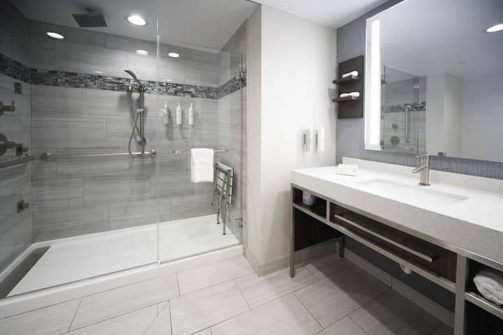 Bathroom shower