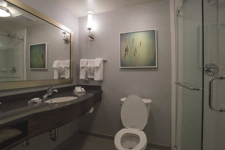 Room 21 of 51
