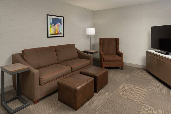 Room 8 of 42