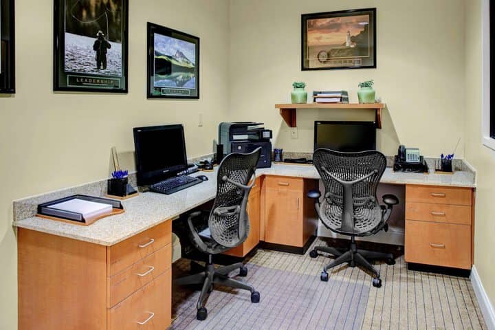 Business Center 45 of 50