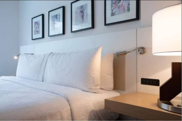 Room 4 of 41