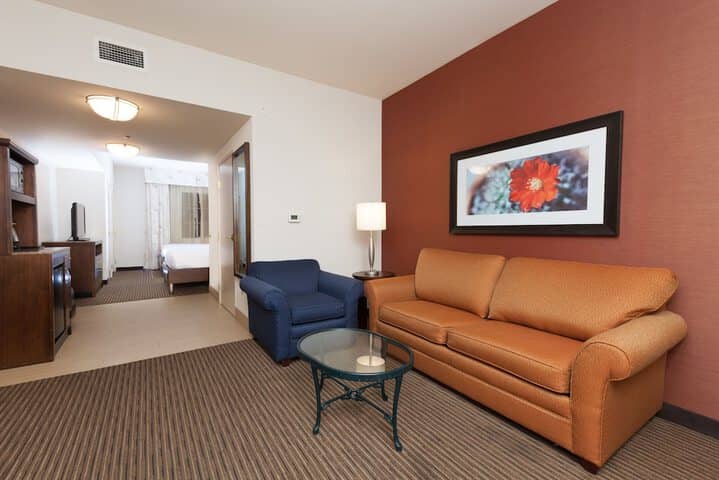 Room 18 of 40