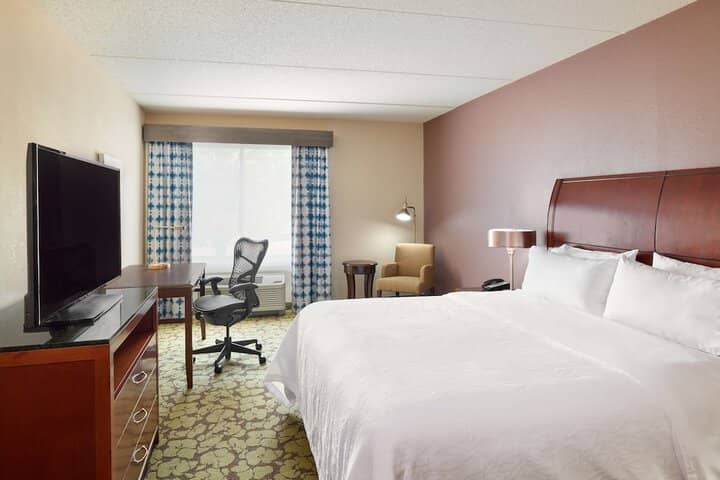 Room 16 of 51