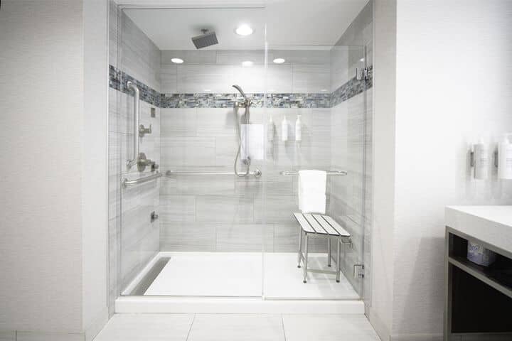 Bathroom shower