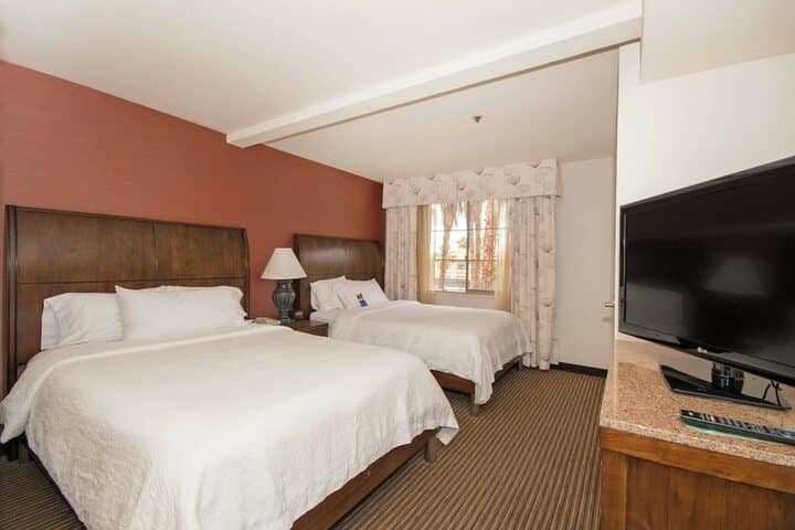 Room 19 of 40