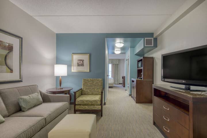 Room 21 of 82