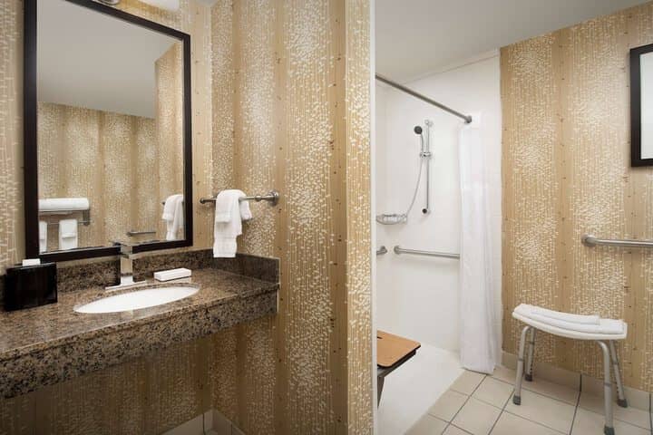 Bathroom shower
