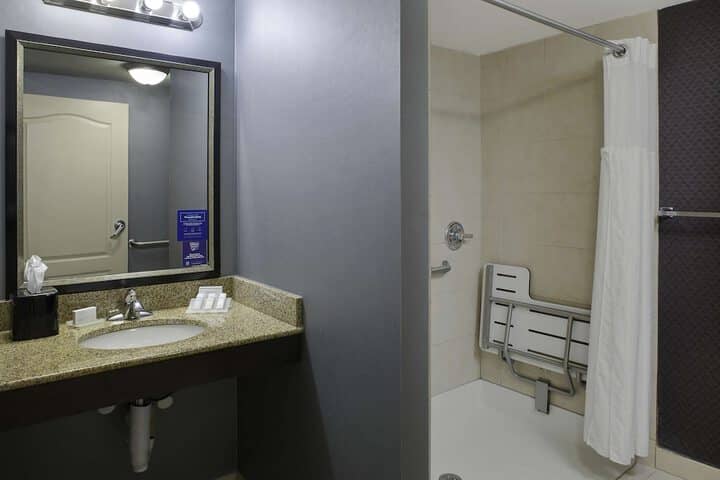 Bathroom shower