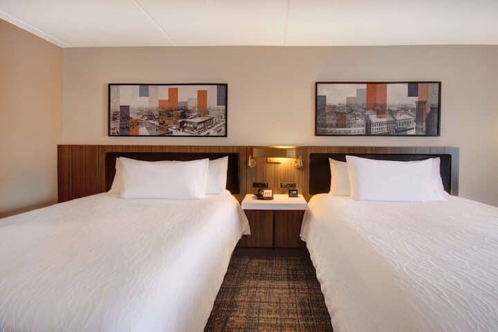 Room 20 of 104
