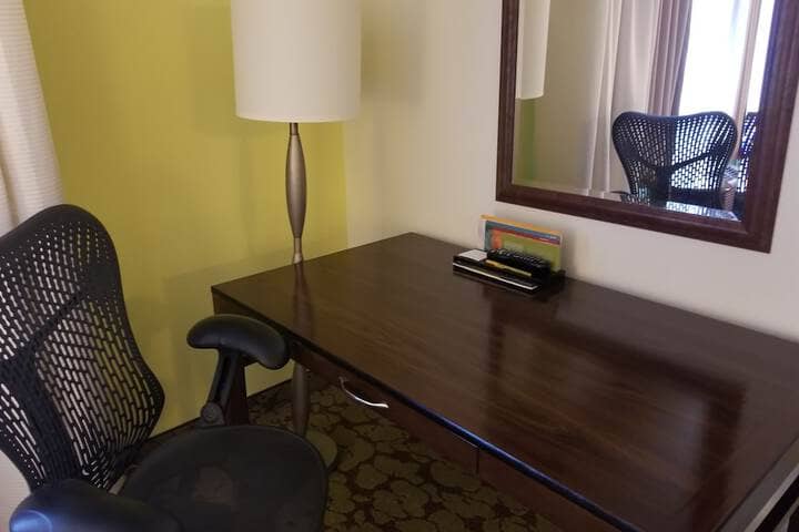 Room 25 of 66