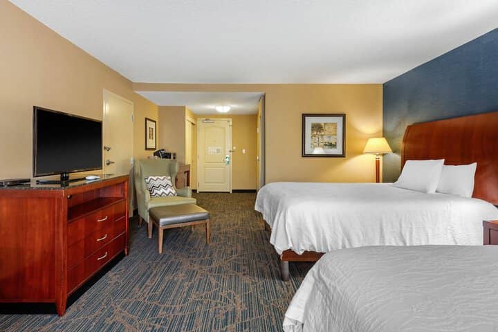 Room 22 of 48