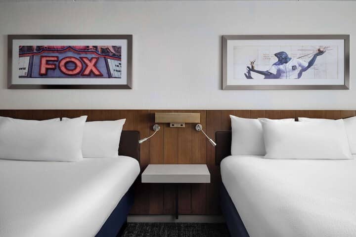Room 6 of 31