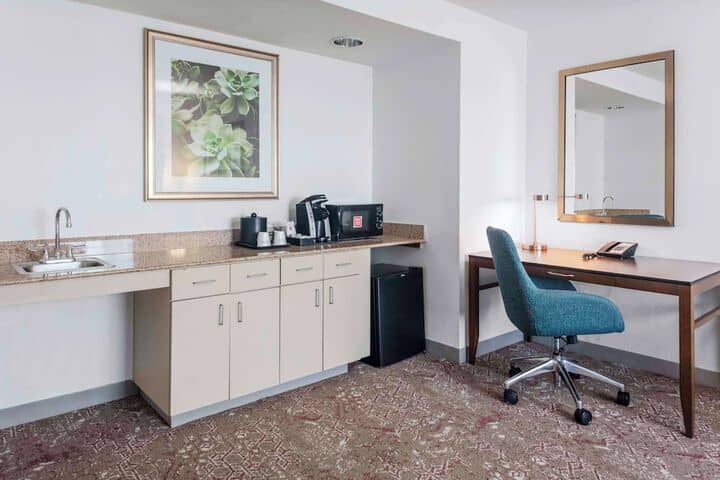 Room 7 of 22