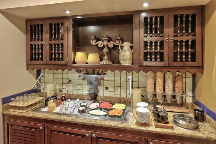 Breakfast/Coffee Service 39 of 53