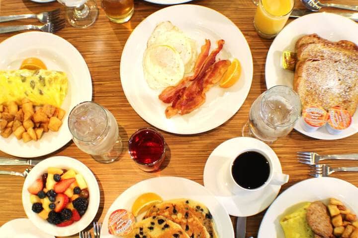 Breakfast/Coffee Service 59 of 85