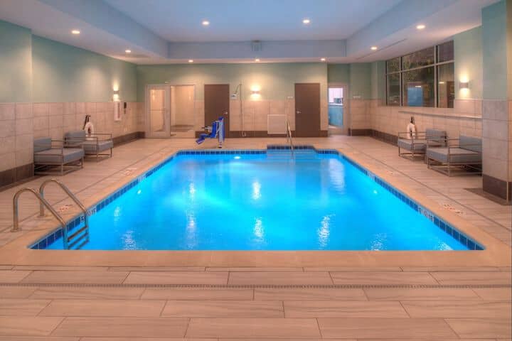 Pool 21 of 41