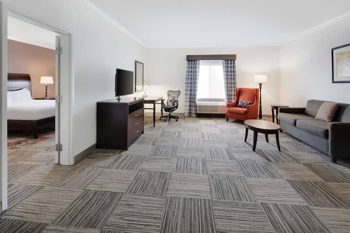 Room 6 of 57