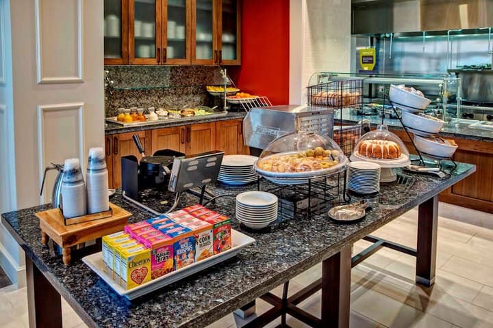 Breakfast/Coffee Service 17 of 29