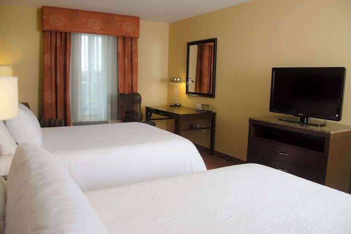 Room 12 of 85