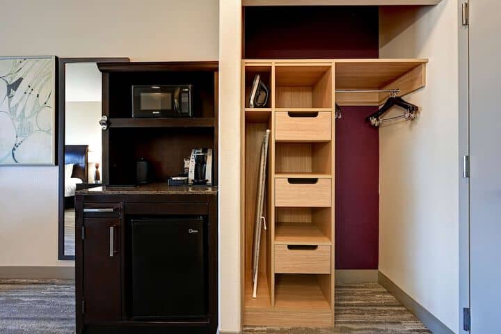 Room 15 of 70