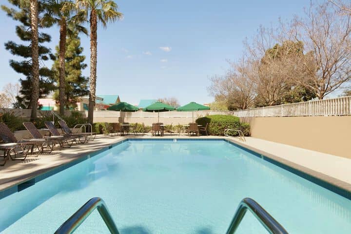 Pool 23 of 35