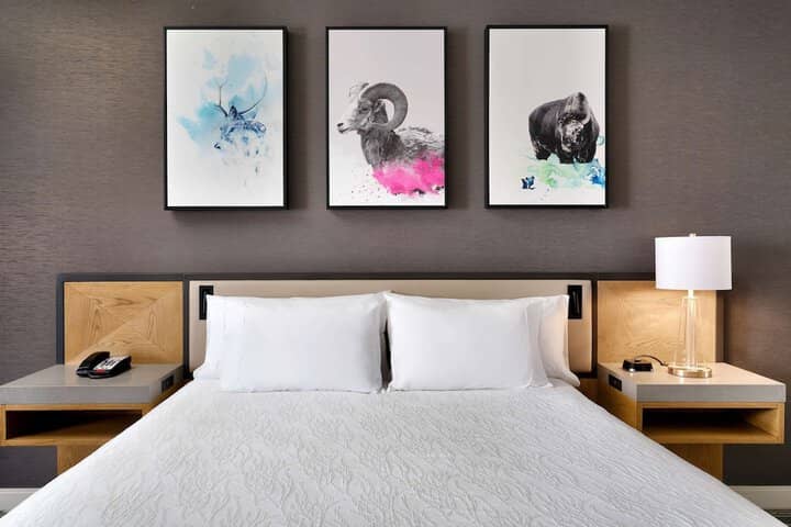 Room 6 of 46