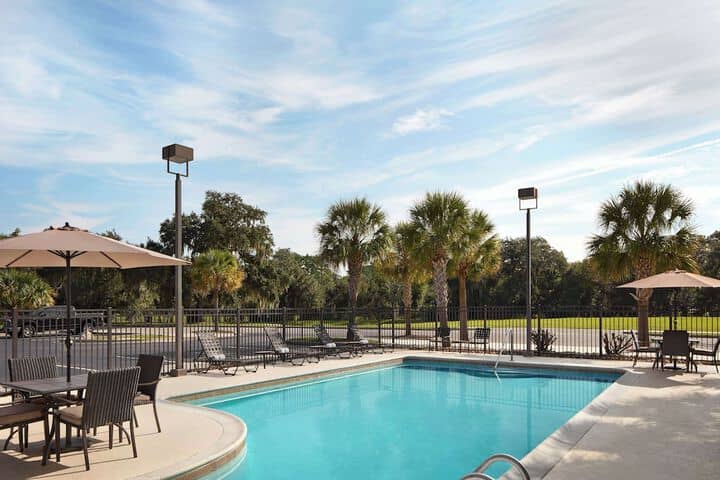 Pool 19 of 31