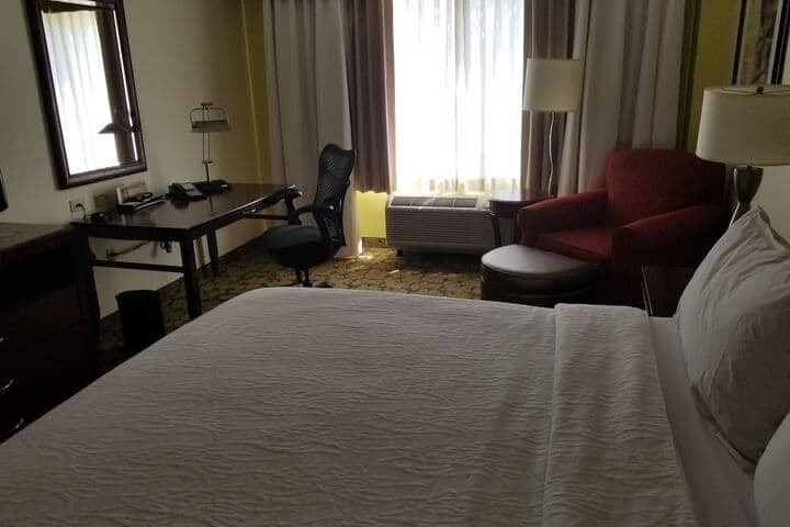 Room 22 of 66