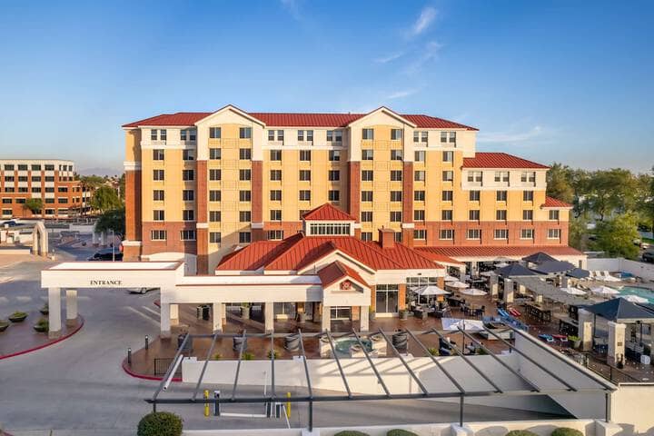Hotel 75 of 77