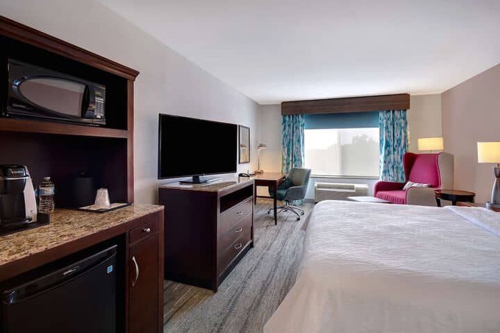 Room 15 of 49