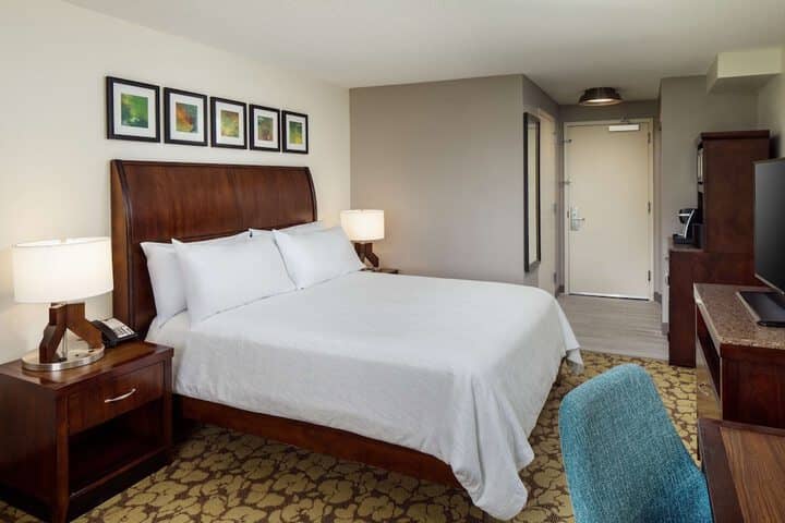 Room 11 of 35