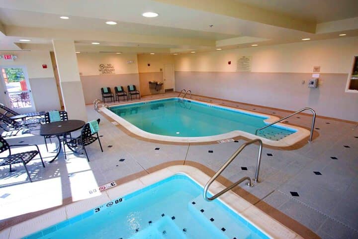 Pool 17 of 32
