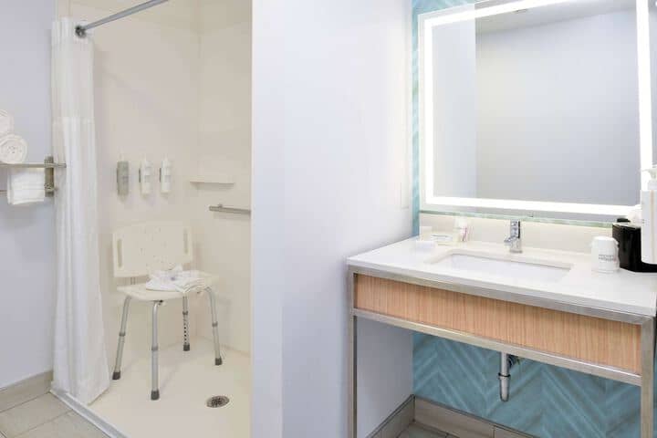 Bathroom shower