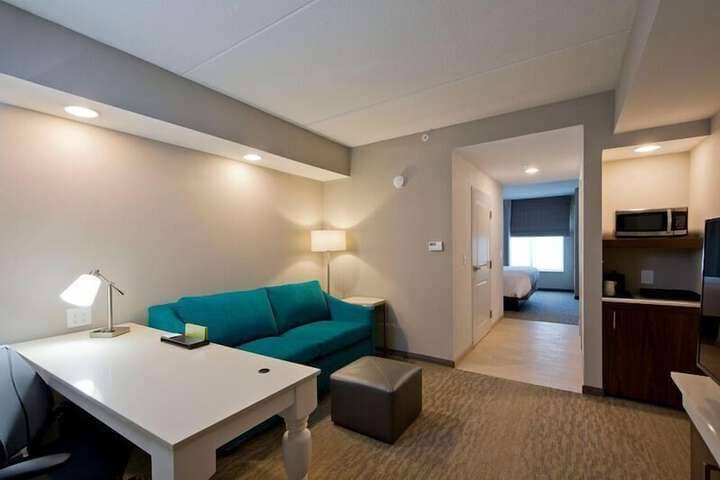 Room 10 of 68