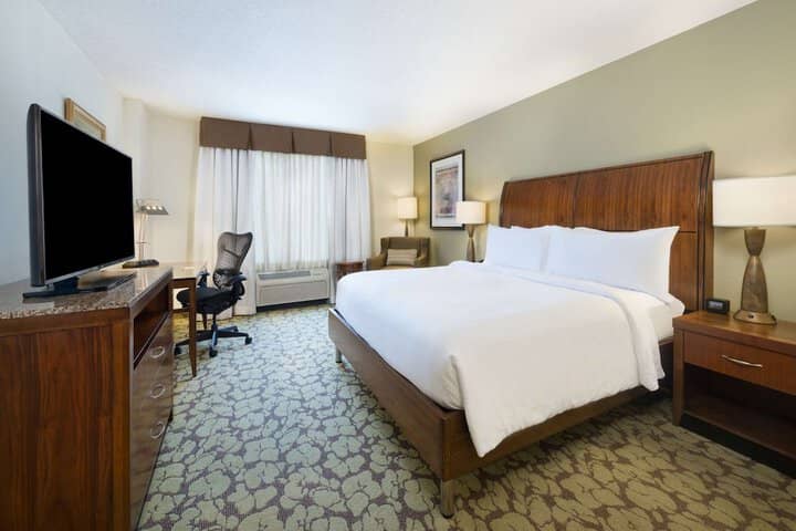 Room 15 of 50