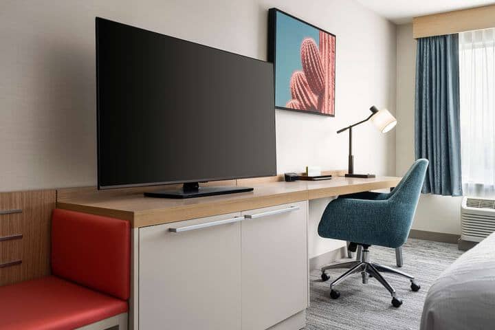 Room 8 of 29