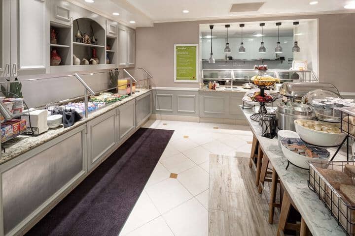 Breakfast area