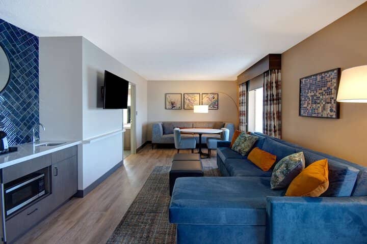 Room 40 of 104