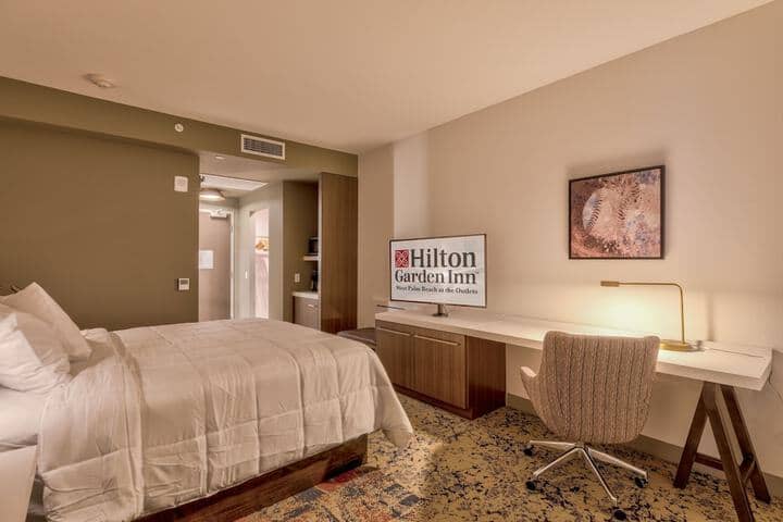 Room 6 of 41