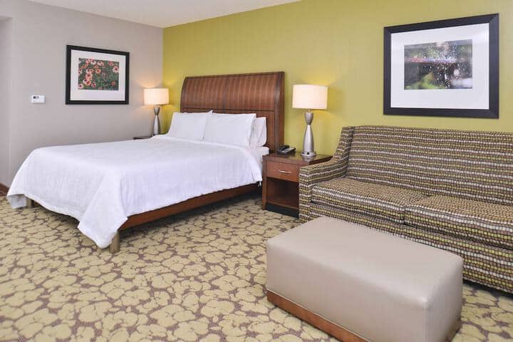 Room 14 of 62