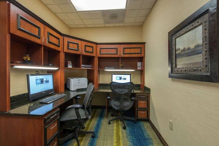 Business Center 44 of 48