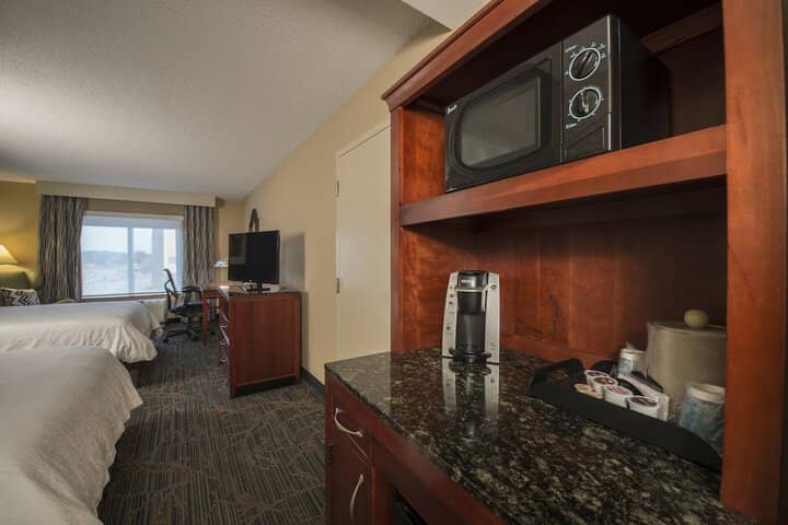 Room 11 of 48