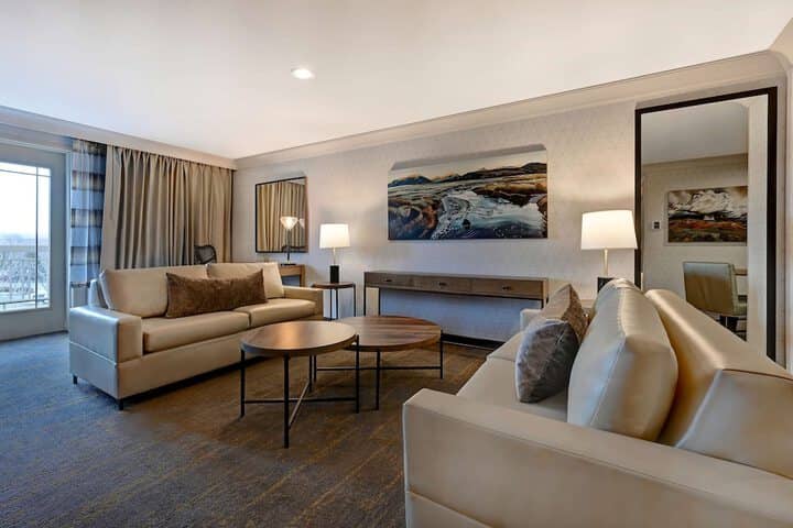 Room 40 of 90